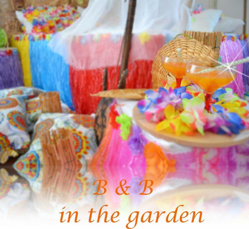 Bed and Breakfast In The Garden Ottaviano Exterior foto